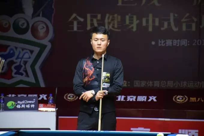 更是更衣室