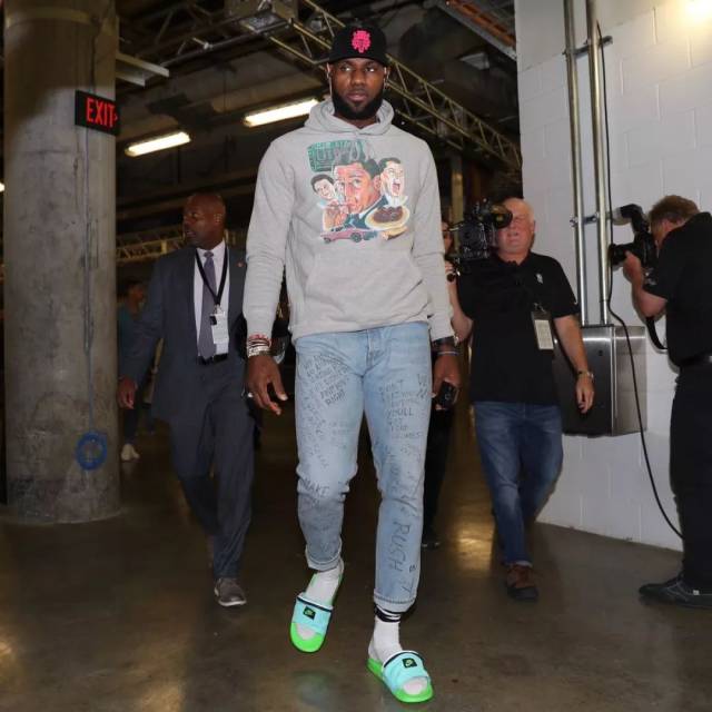 围绕新英雄 围绕新英雄